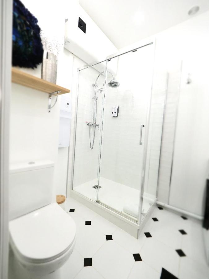 Le Palais Des Parcs - Chic - Centre - Face Au Parc Apartment Vichy